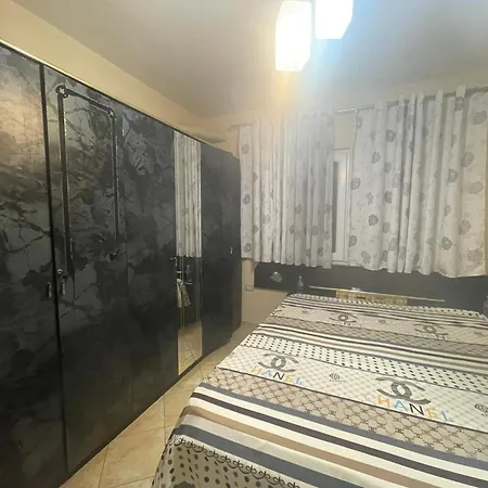 Beautiful Mali I Robit Apartament